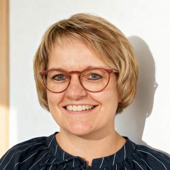 Sandra Zunker - Had of Sales Insides - VIDEO GUARD